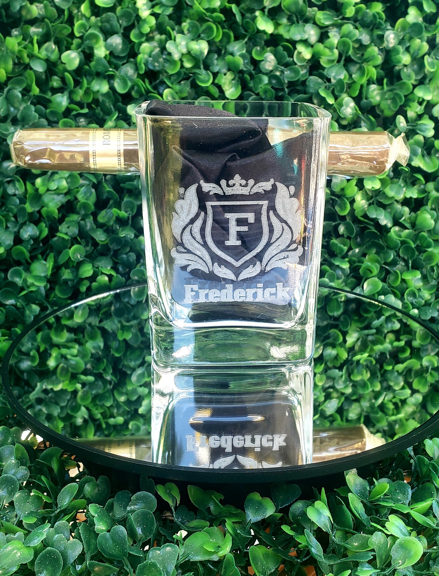 CIGAR GLASS