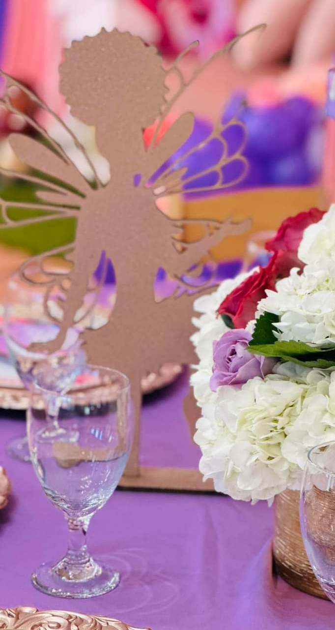 CUSTOM TABLE CENTERPIECES