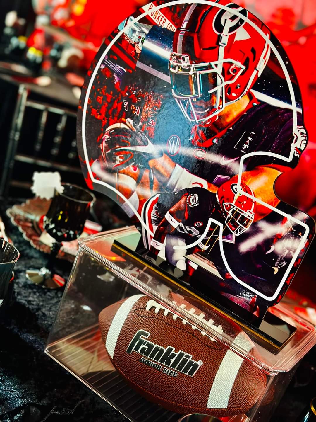 CUSTOM TABLE CENTERPIECES